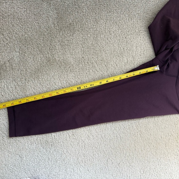 lululemon athletica purple Leggings size 2 - Picture 10 of 10